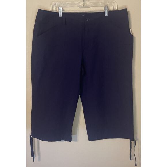 NWT Danskin Now Women's Stretch Capri Pants Size XL (16-18) Navy Blue - Picture 1 of 7